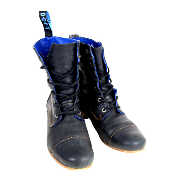 John Fluevog BROWN GENUINE LEATHER LACE UP LOW HILL ROUND TOE ANKLE BOOTS Sz 8 - Picture 1 of 8